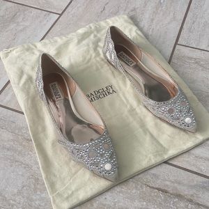 Badgley Mischka Gigi Flat